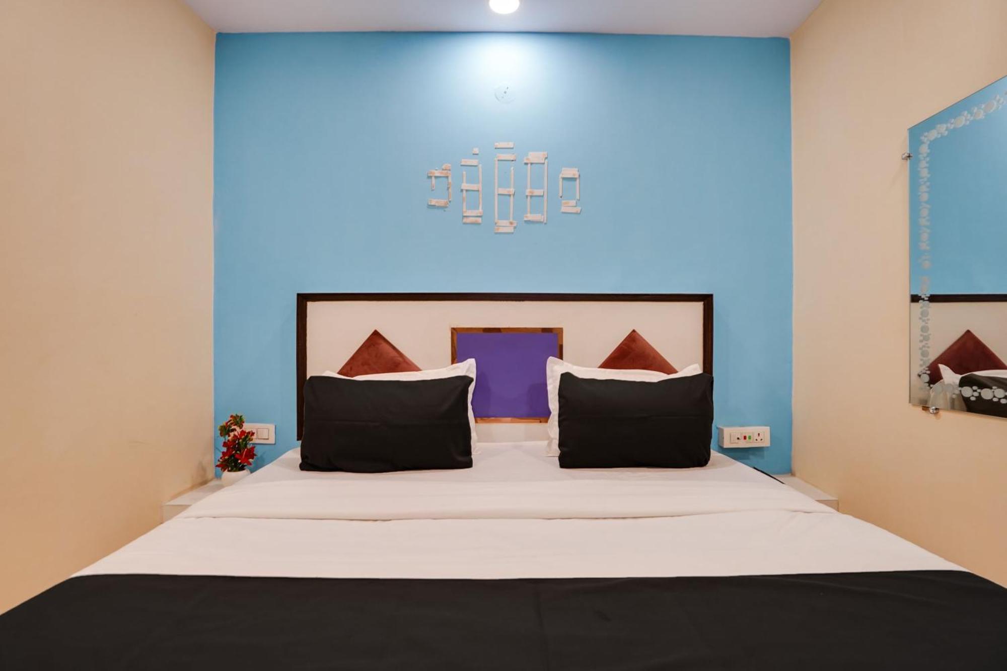 Super Hotel O Hotel Gold Star New Delhi Eksteriør billede