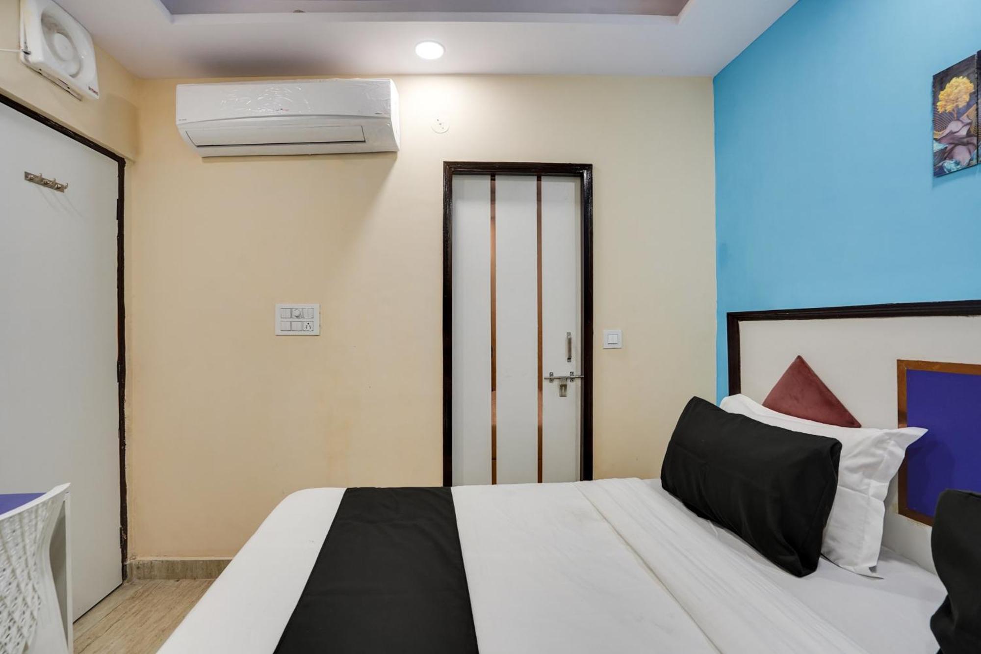 Super Hotel O Hotel Gold Star New Delhi Eksteriør billede